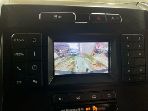 Used 2018 Ford F150 XLT w/ Equipment Group 301A Mid AWD/4WD image 17