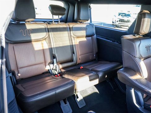 Used 2025 Ford Expedition Max King Ranch image 26