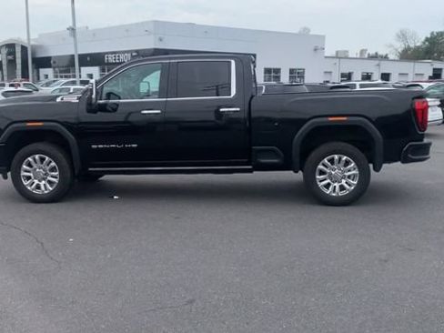 Used 2022 GMC Sierra 2500 Denali w/ Denali Ultimate Package AWD/4WD image 5