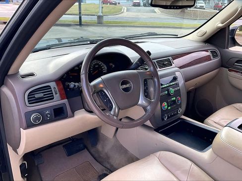 Used 2012 GMC Yukon SLE w/ Convenience Package image 16