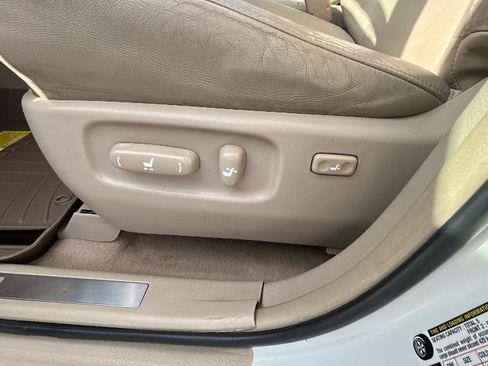 Used 2006 Lexus RX 330 FWD image 12