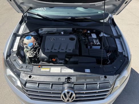 Used 2013 Volkswagen Passat TDI SEL Premium FWD image 22