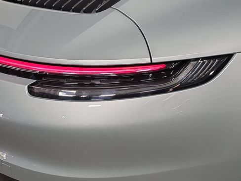 Certified 2024 Porsche 911 Carrera T RWD image 41
