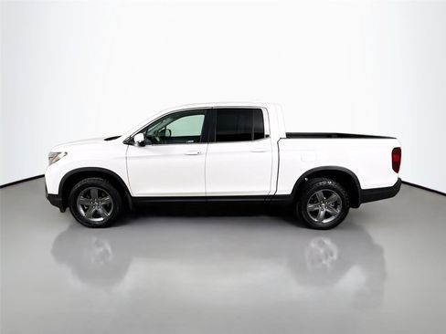 Certified 2023 Honda Ridgeline RTL image 8