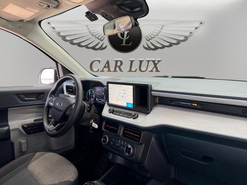 Used 2024 Ford Maverick XLT FWD image 3