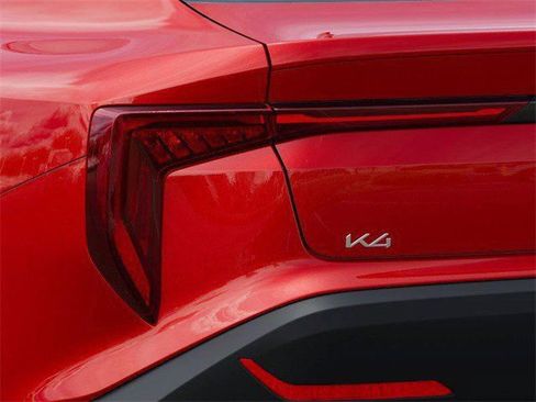 Used 2025 Kia K4 EX FWD image 11