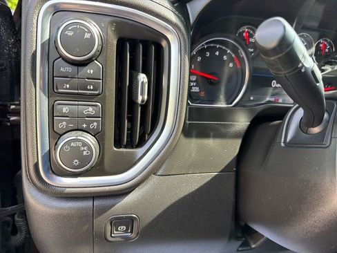 Used 2019 Chevrolet Silverado 1500 RST AWD/4WD image 18