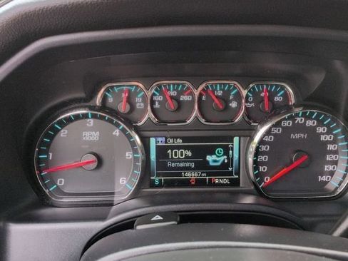 Used 2017 Chevrolet Silverado 1500 High Country AWD/4WD image 11