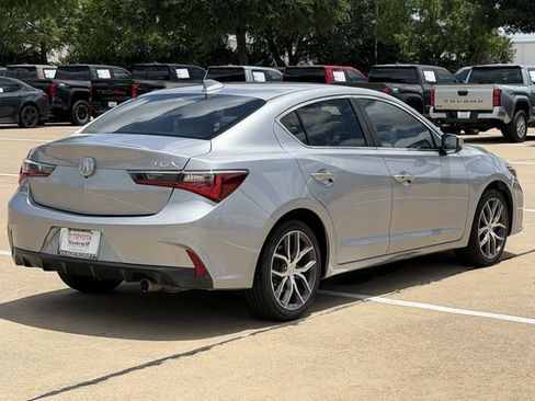 Used 2019 Acura ILX FWD image 4