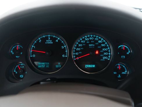 Used 2013 Chevrolet Avalanche LTZ image 29