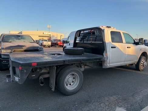 Used 2025 RAM 3500 Tradesman w/ Chrome Appearance Group image 4