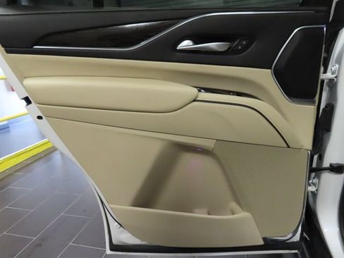 Certified 2024 Cadillac Escalade Premium Luxury w/ Performance Package AWD/4WD image 10