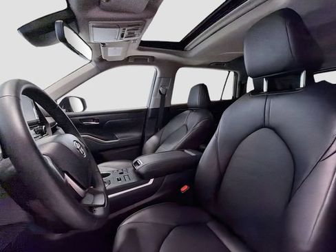 Certified 2026 Toyota Highlander XLE AWD/4WD image 20