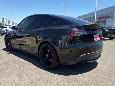 Used 2021 Tesla Model Y Performance AWD/4WD image 7