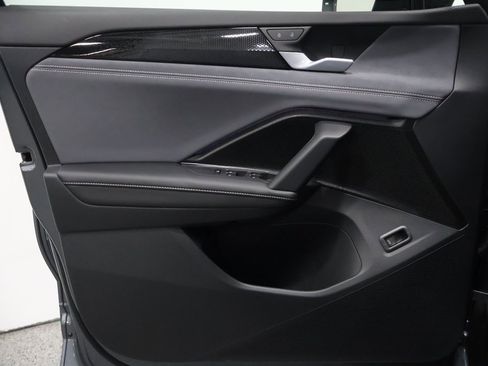 New 2026 Volkswagen Tiguan SE R-Line image 12