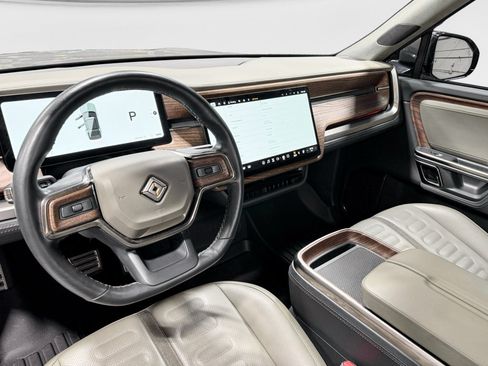 Used 2023 Rivian R1S Launch Edition AWD/4WD image 18