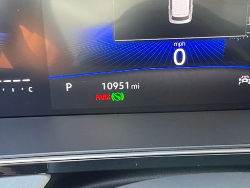 Used 2025 Volkswagen Jetta SE image 40