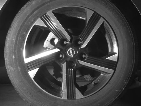 Used 2025 Nissan Sentra SV FWD image 15