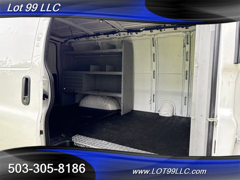 Used 2019 Chevrolet Express 3500 w/ Driver Convenience Package image 50