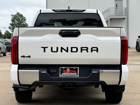 Used 2024 Toyota Tundra Limited w/ Power Package AWD/4WD image 5