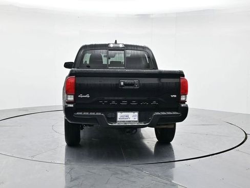 Used 2021 Toyota Tacoma SR image 9