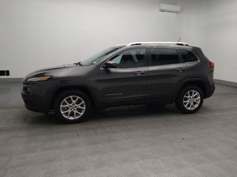 Used 2014 Jeep Cherokee Latitude FWD image 2