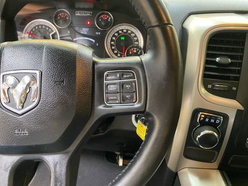 Used 2019 RAM 1500 Big Horn RWD image 31