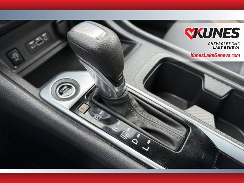 Used 2024 Nissan Sentra SV FWD image 21