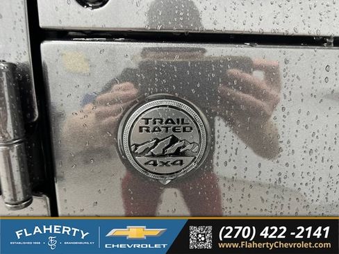 Used 2025 Jeep Wrangler Unlimited Sport AWD/4WD image 18