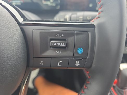 New 2026 Nissan Kicks SR FWD image 9