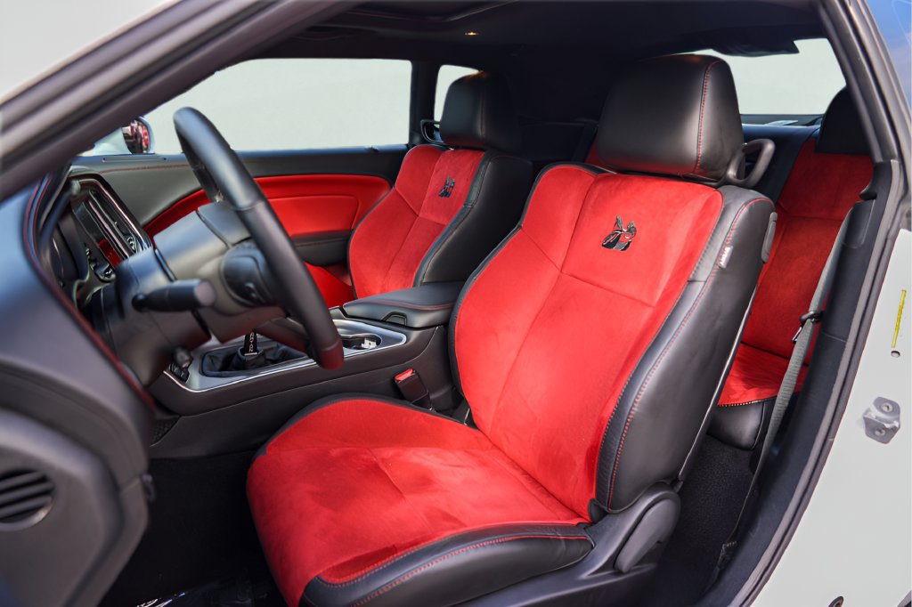 Used 2022 Dodge Challenger R/T Scat Pack RWD image 9