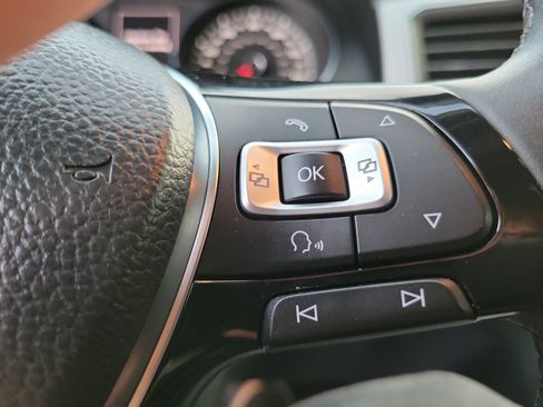 Used 2018 Volkswagen Atlas SE image 8