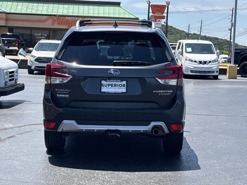 Used 2023 Subaru Forester Touring AWD/4WD image 4
