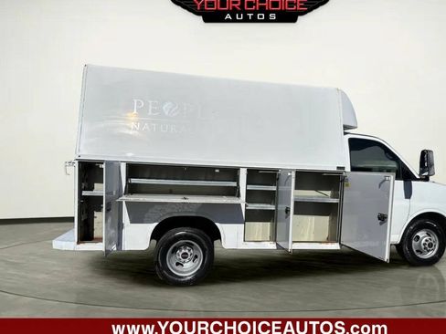 Used 2007 GMC Savana 3500 RWD image 12