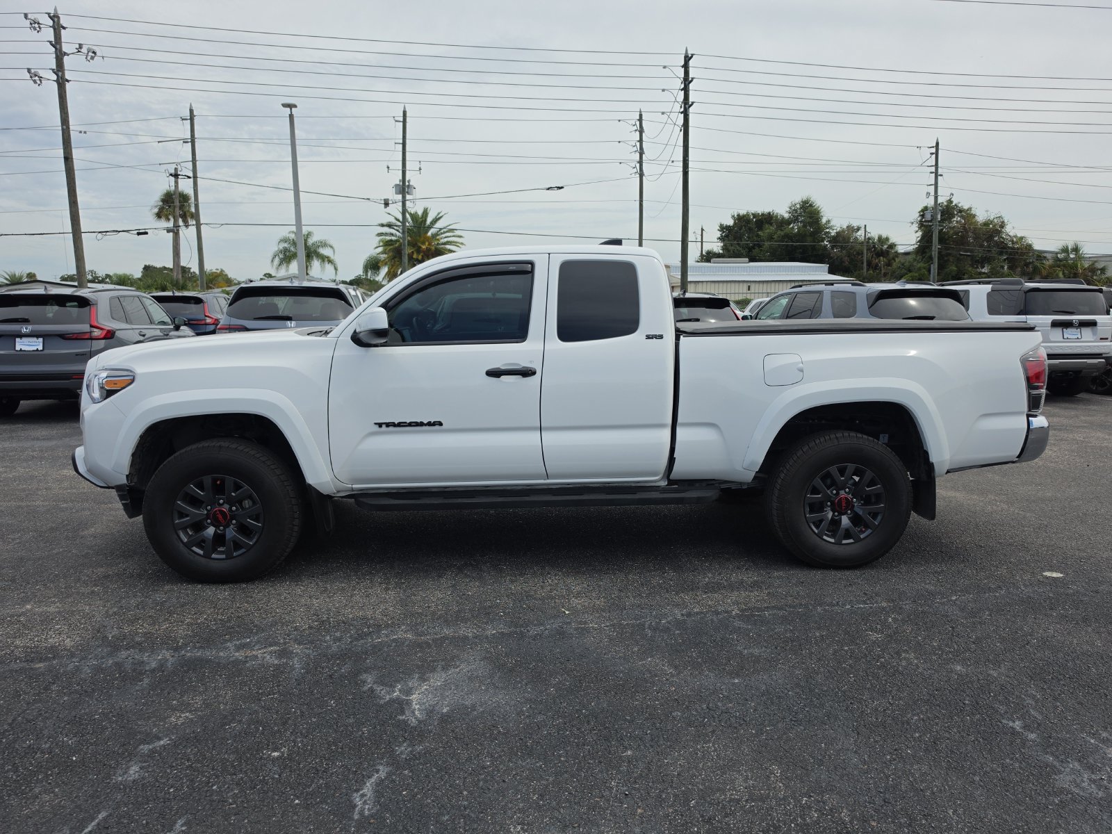 Used 2022 Toyota Tacoma SR5 RWD image 6