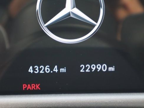 Used 2025 Mercedes-Benz E 350 4MATIC Sedan image 42