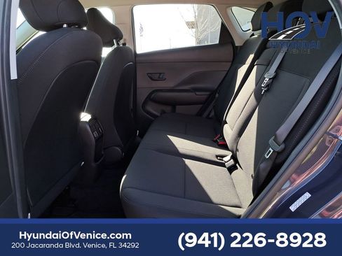Certified 2024 Hyundai Kona SEL w/ Convenience Package image 19