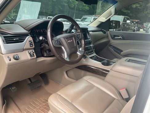 Used 2019 GMC Yukon SLT w/ HD Trailering Package RWD image 15