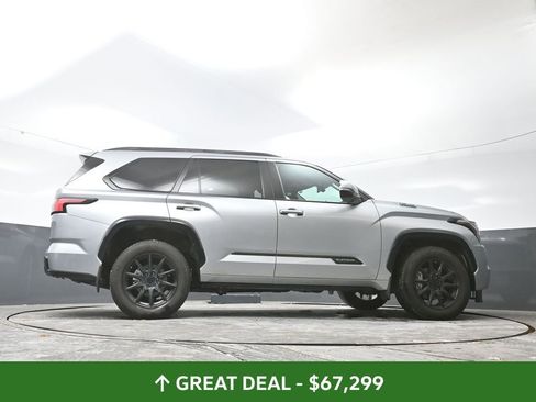 Used 2024 Toyota Sequoia Platinum image 26