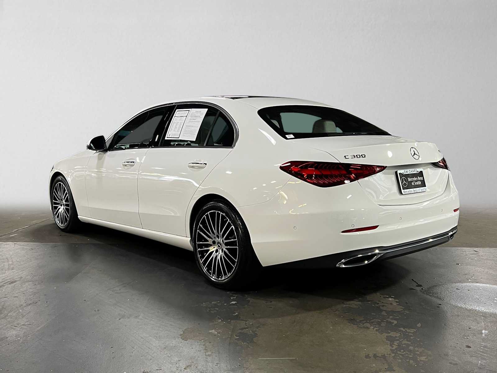 Used 2026 Mercedes-Benz C 300 4MATIC Sedan image 5