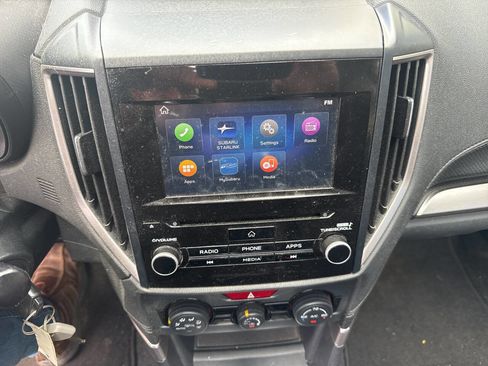 Used 2019 Subaru Forester Premium w/ All-Weather Package image 14