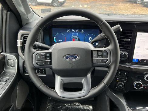 New 2026 Ford F250 Lariat w/ Lariat Ultimate Package image 16