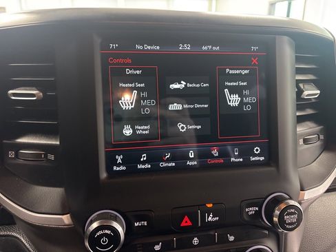 Used 2021 RAM 1500 Big Horn image 25