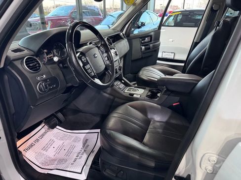 Used 2016 Land Rover LR4 HSE Silver Edition image 9