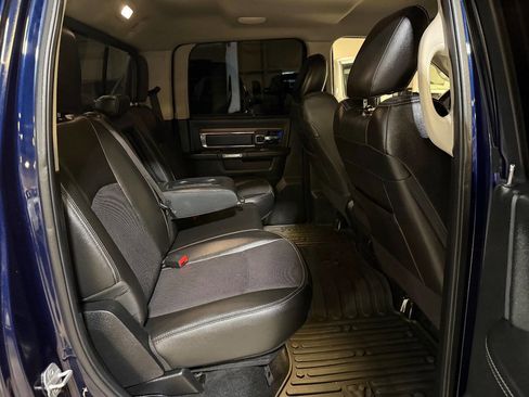 Used 2014 RAM 3500 Laramie w/ Cold Weather Group image 18