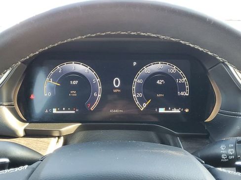 Used 2024 Jeep Grand Cherokee Limited image 22