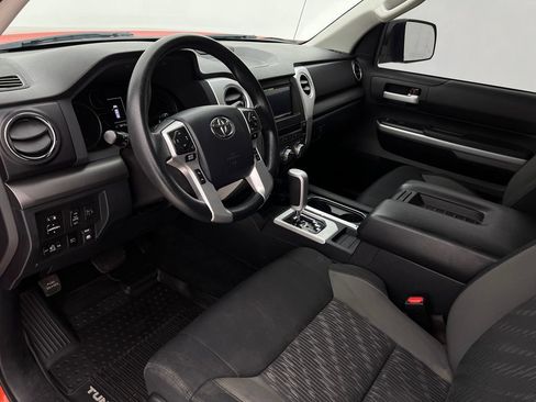 Used 2018 Toyota Tundra SR5 w/ TRD Off Road Package AWD/4WD image 12