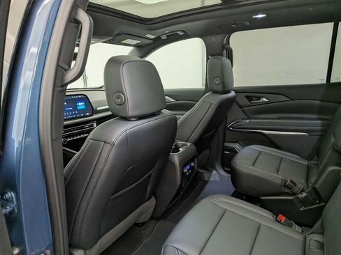 New 2026 Chevrolet Traverse LT w/ Enhanced Driving Package image 18