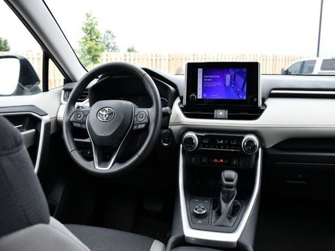 Used 2024 Toyota RAV4 XLE w/ Convenience Package AWD/4WD image 20