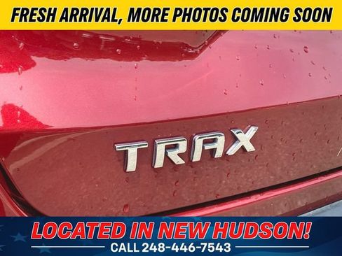 Used 2024 Chevrolet Trax LT w/ Driver Confidence Package FWD image 12